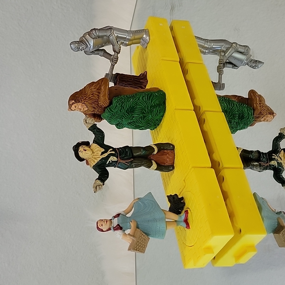 Collectible Vintage The Wizard of Oz 4 Caracters